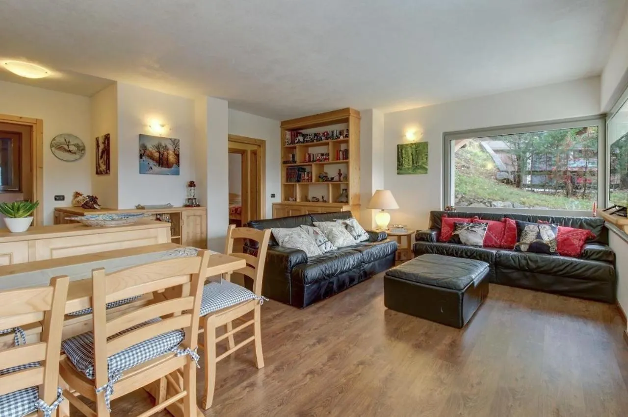 Residence La Contea Bormio 0*,  Italia
